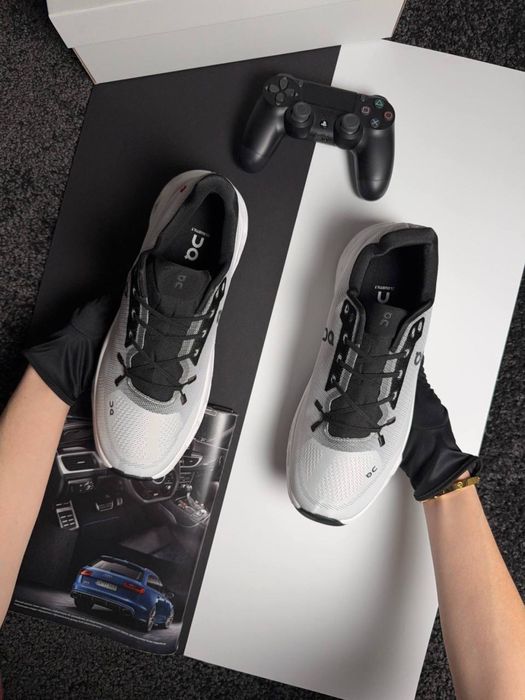 Чоловічі кросівки On Running Cloudtilt Light Grey Black [40-45]