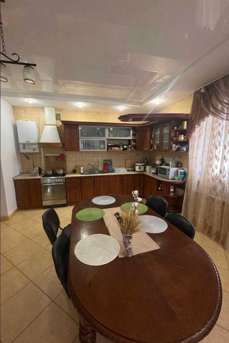 Продам будинок м. Сокаль