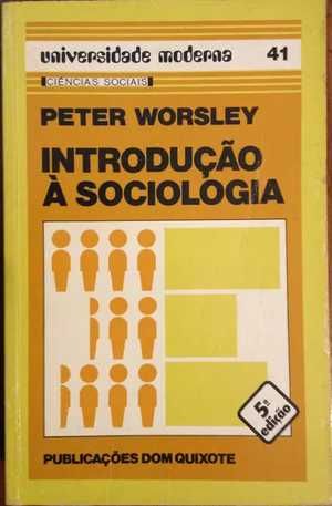 Introdução à Sociologia - Peter Worsley