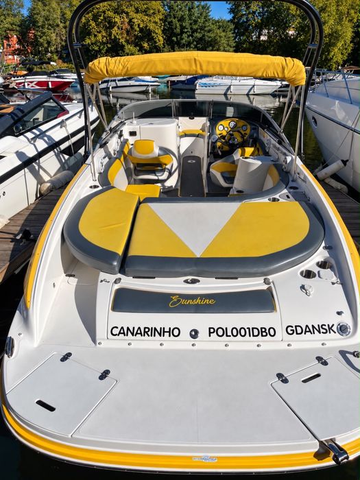 Rinker 246 Captiva Barco Bowrider