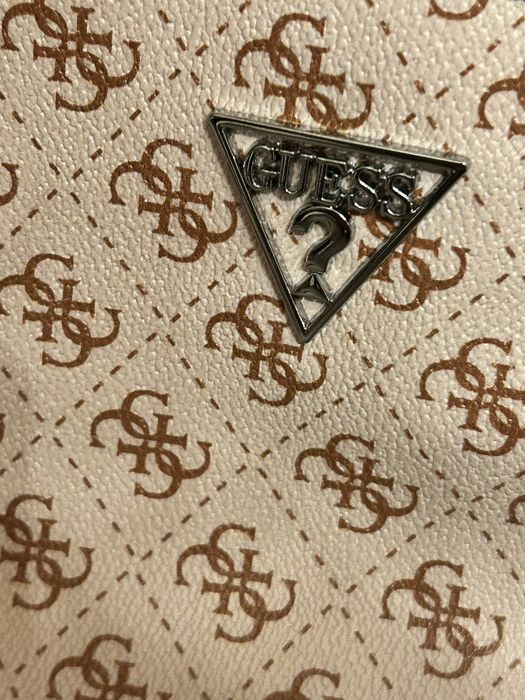 Zestaw dwóch torebek guess