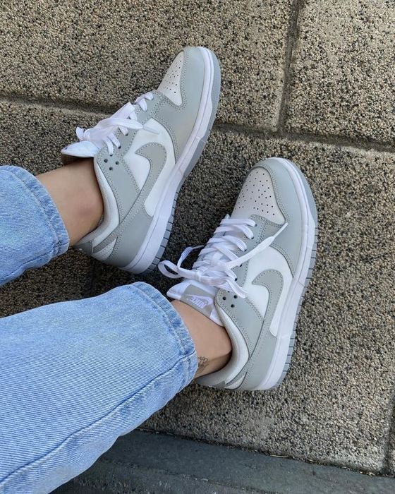 Nike Dunk Low Grey White жіночі кросівки найк данк лоу сірі шкіряні