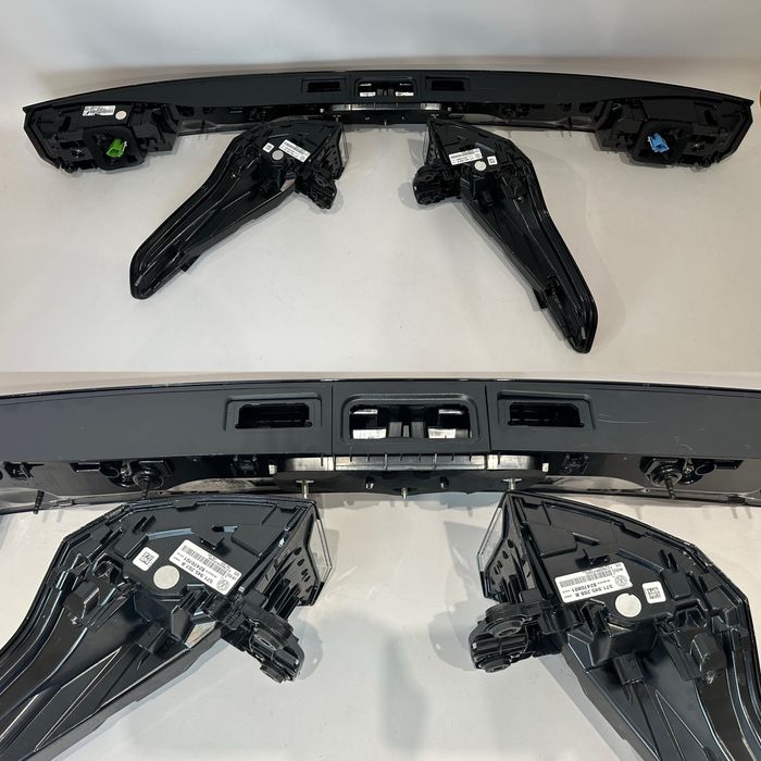 VW Tiguan фонарі фари задні наявність 571945207B 571945208B 571945307C