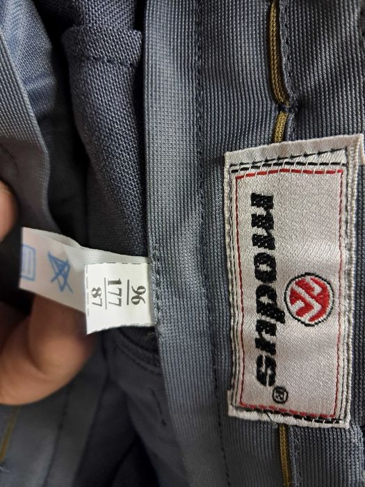 Mundur wyjściowy oficera wojsk lotniczych wzór 102 MON