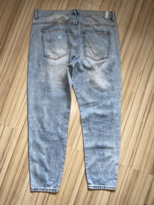 Dżinsy z dziurami / rozdarciami / HOUSE / boyfriend / 40