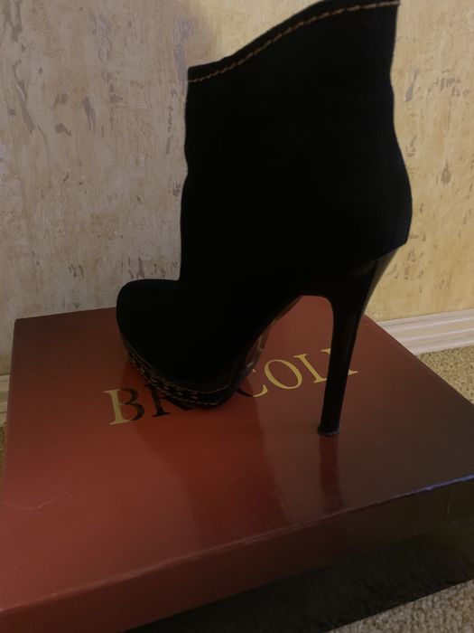 Женские ботильоны