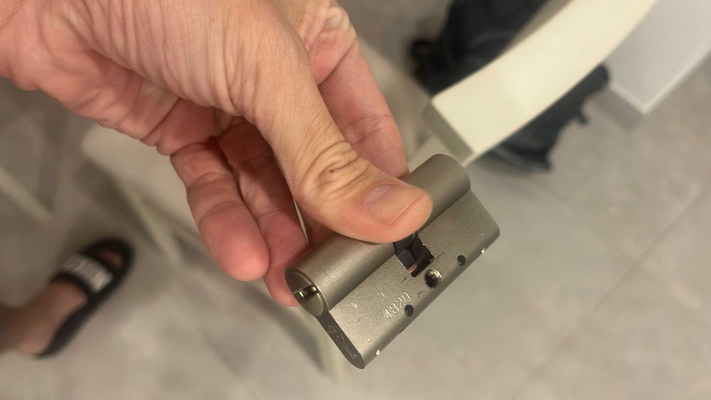 Cilindro canhão fechadura alta segurança Mul T Lock 800 como nova