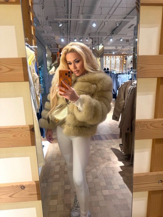 Sprzedam futro lis naturalny