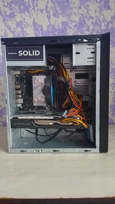 Продаж ПК (RX580 4gb nitro+, 16gb RAM, Ryzen 5 2600, SSD 240gb)+монік
