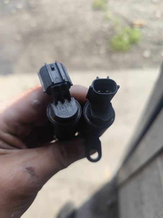 Продам перепускні клапани Кіа оптіма 2.0 2.4 бензин