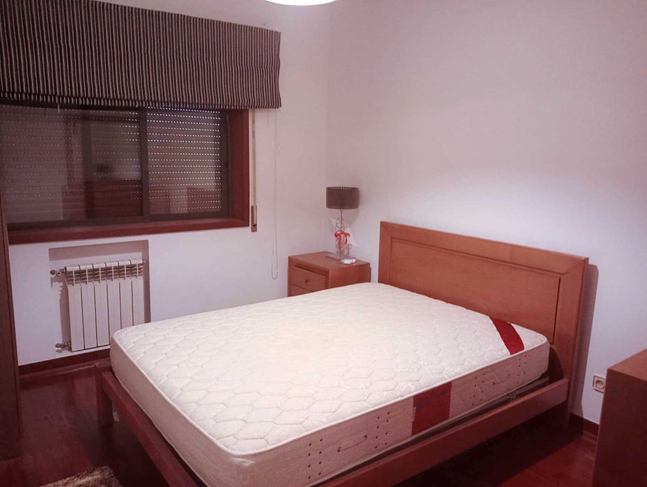 Apartamento T3 Mobilado C/Garagem