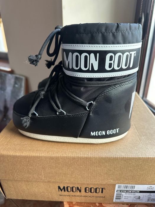 Moon Boot sniegowce czarno biale