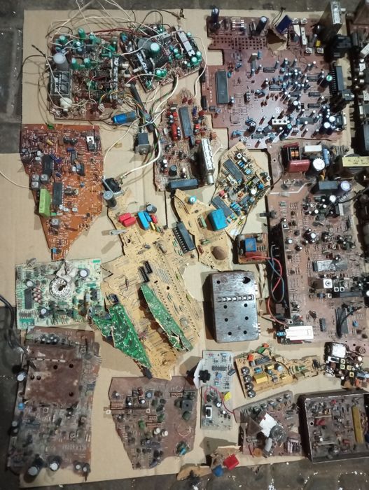 Stara elektronika płytki układy PRL CCCP DDR