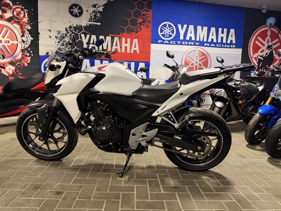 Японский мотоцыкл Honda CB400F. 2013г.