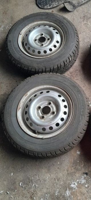 Продам зимову резину з дисками
