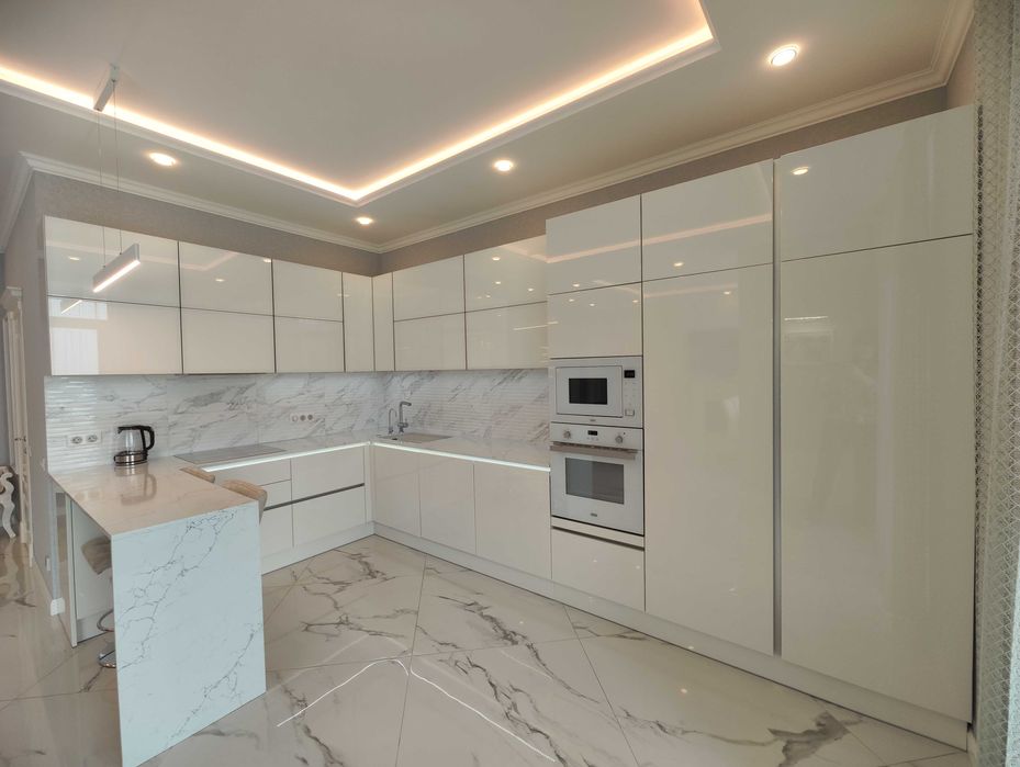 Продам 4-х кімн. квартиру 150 м2  ЖК Автограф  Жмаченка 28  з ремонтом