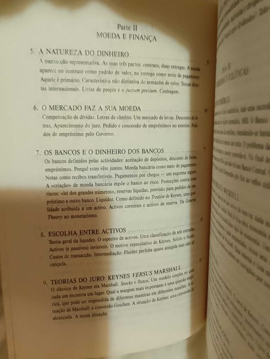 Uma teoria monetária do mercado, John Hicks