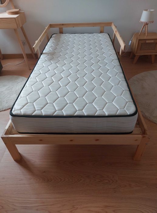 Cama individual de criança+capa edredon