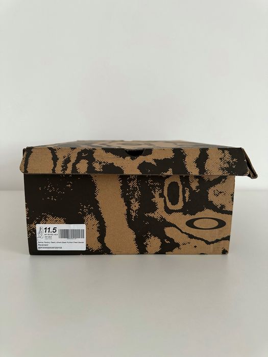Оригінальні чоловічі кросівки Oakley x Factory Team Brain Dead Sandal