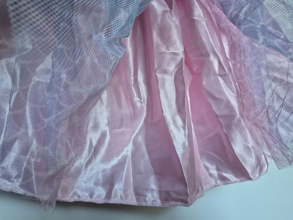 Piękna spódniczka dla dziewczynki r. 116 / 122