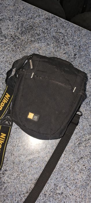 Продам фотоапарат Nikon d3100+обʼєктив 18-55