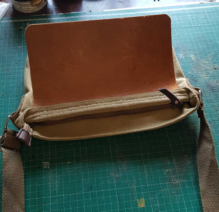 Bolsa Saco Pasta Mensageiro - Lona e Couro