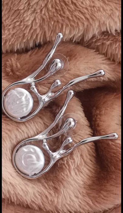 Niepowtarzalne kolczyki.