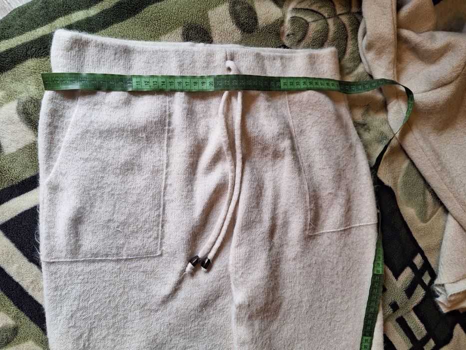 Продам женск р 48 50