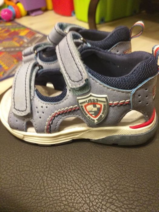 Sandałki dziecięce Smyk roz.21