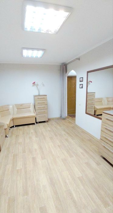 Оренда офісу (приміщення), 1,2 кімнати на 1 поверсі – pohled 3