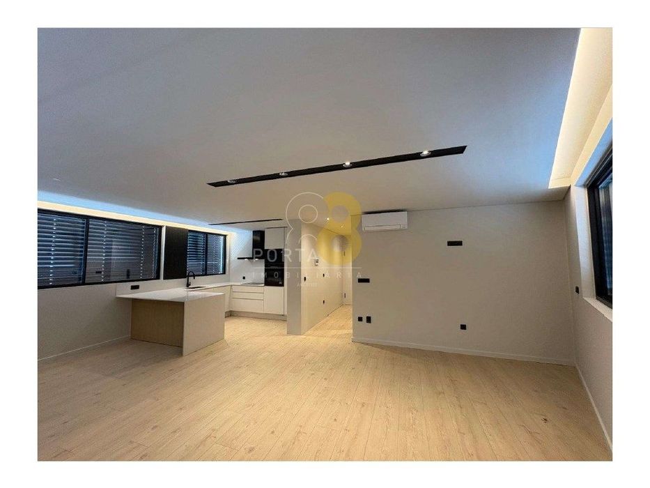 T1 com terraço de 20,44m2 em Gondomar
