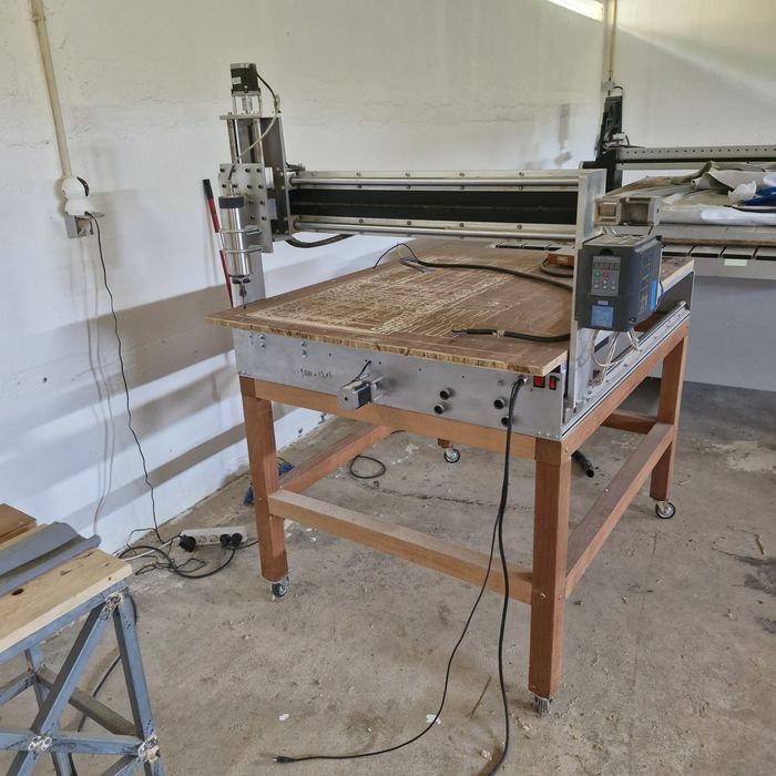 CNC 100cm x 90cm