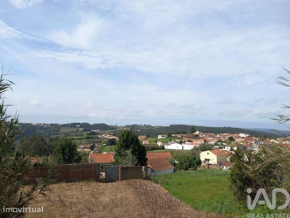 Terreno em Salir de Matos de 340,00 m2