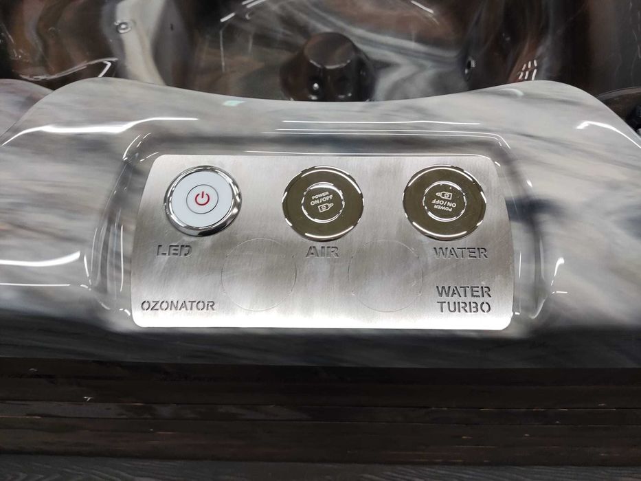 Balia kwadratowa/jacuzzi/spa