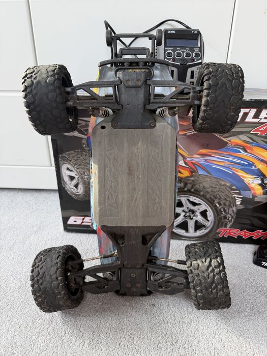 Model rc traxxas rustler 4x4 vxl