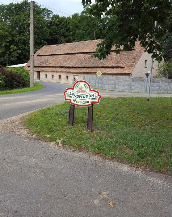 Nieruchomość inwestycyjna agroturystyka magazyn garaż mieszkania pracownicze 25km od Zgorzelca  OKAZJA ZAMIANA WARTO