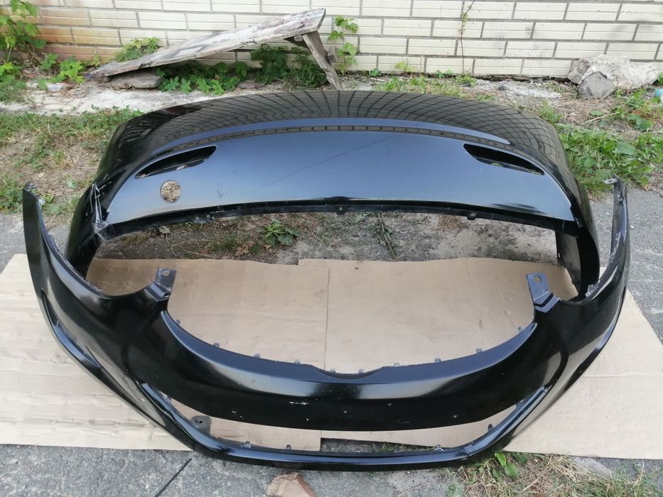 Передний бампер Hyunday Elantra 11-14 г