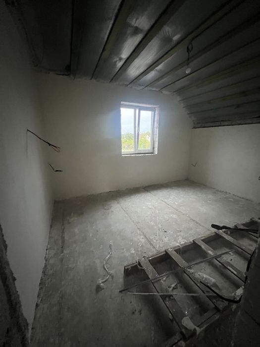 Продам дім дом 140 кв 4 кім в Гнідин Гнедин