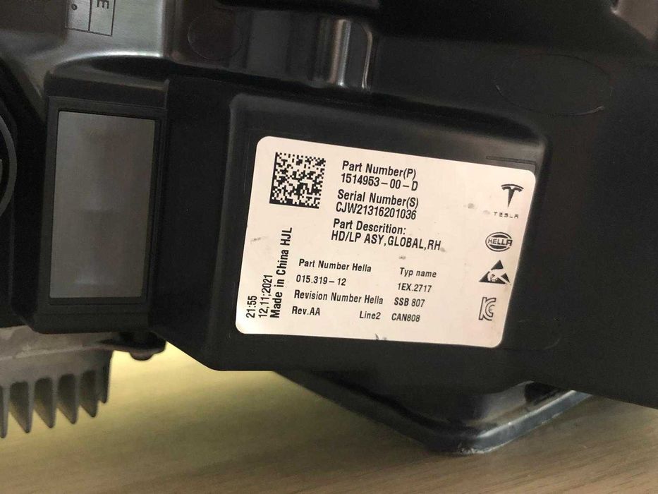 Farol Tesla Model 3 / model Y - Direito- Original Matrix LED