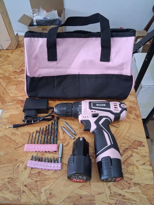 Aparafusadora Furadora 12V Cor de Rosa