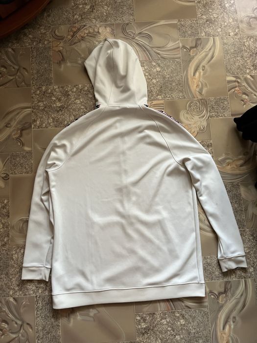 Продам полузипку Nike