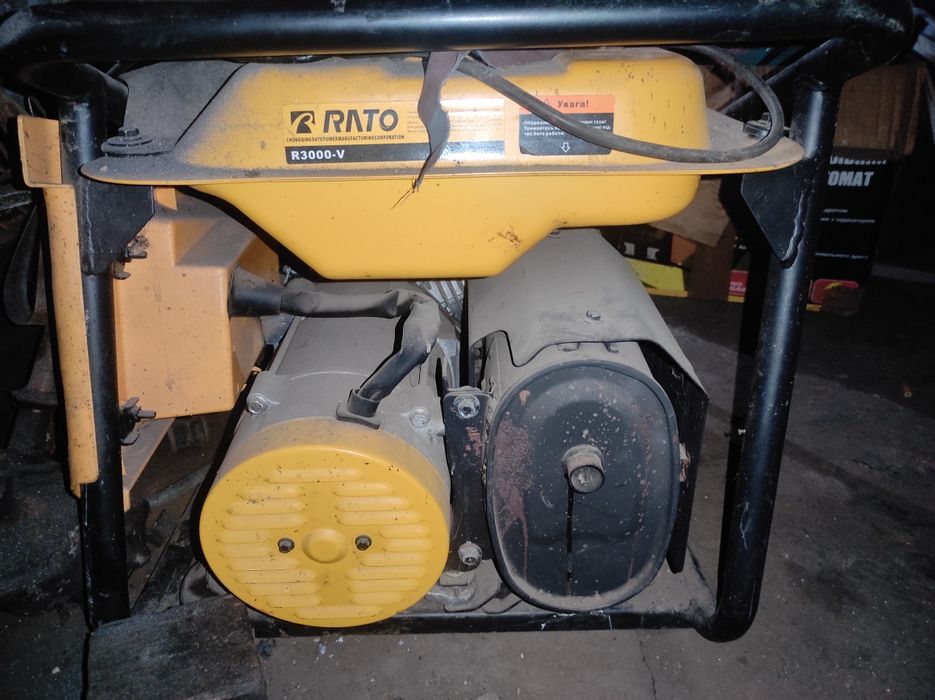 Генератор , бензин , гас. 3000 квТ. Час.