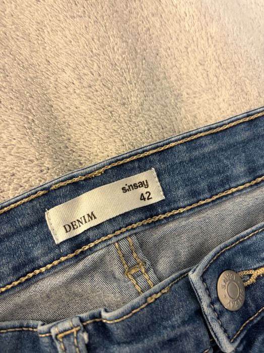 Spodnie jeansowe / jeansy / dżinsy niebieskie rurki / skinny