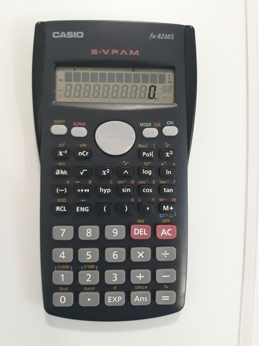 Calculadora Casio  fx-82MS
