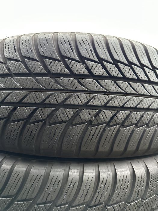 205/55/17 Brusgestone Blizzak Lm001