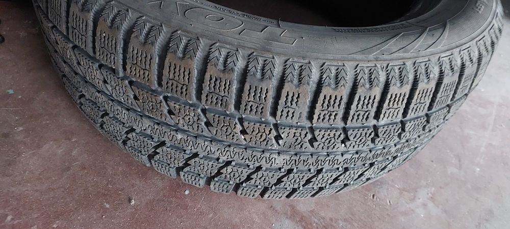 Резина 205/55R16