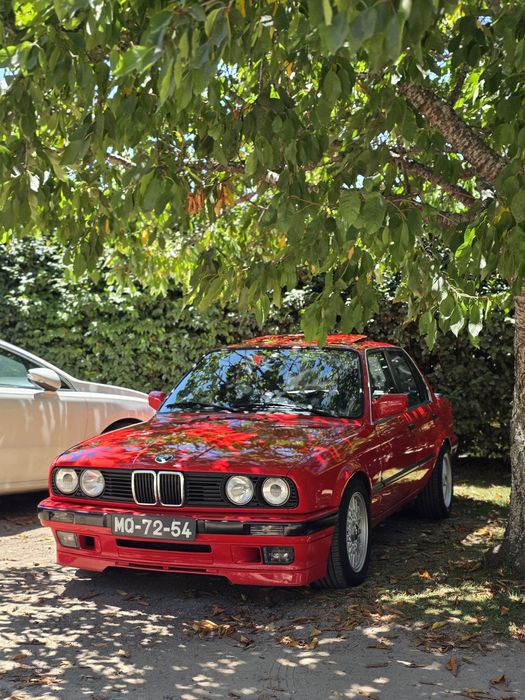 BMW E30 316 Sedan