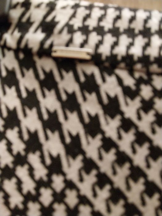 Czarno biała spódnica z Monnari jak nowa