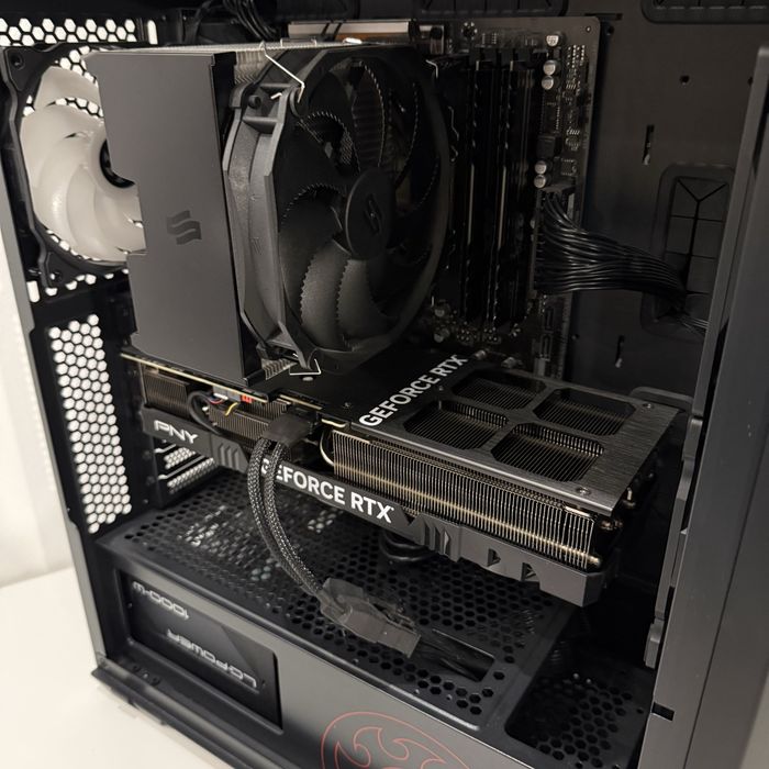 Komputer Gamingowy Ryzen 7 5800X3D + RTX 4070 TI STAN IDEALNY