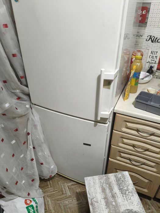 Холодильник Liebherr